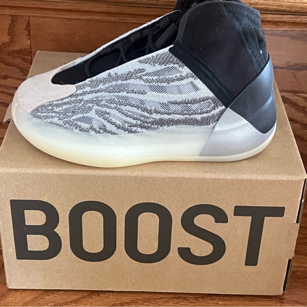 Yeezy Kids Sneakers - Black, Gray, Cream